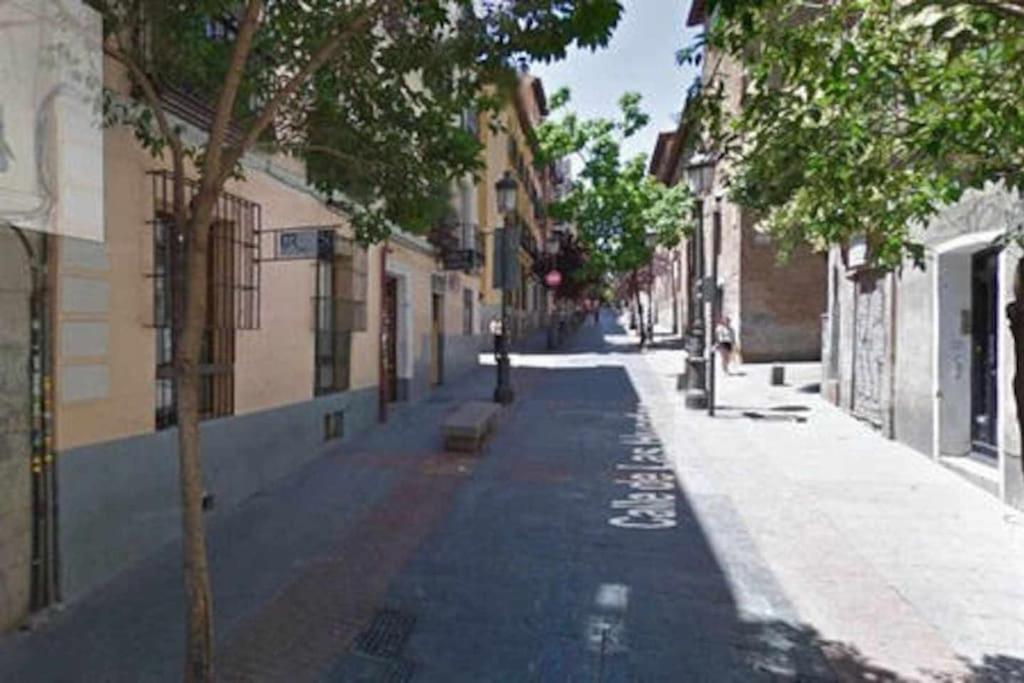 Calle Huertas Acogedor By Regalatemadrid * Madri